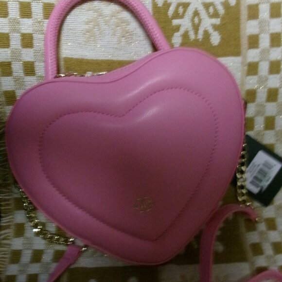 NWT Nanette Lepore Lipstick Pink Heart Crossbody - Picture 1 of 10